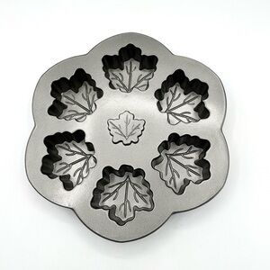 Nordic Ware Maple Leaf Pan